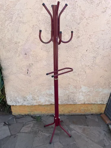Cabideiro de chão