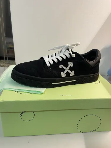 Tênis Off White Vulcanized