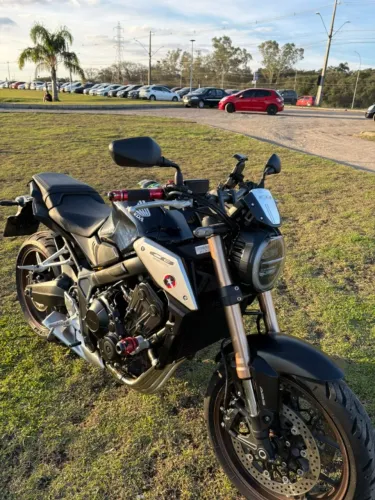 Vendo CB 650R 2021