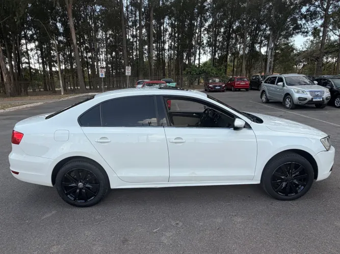 Volkswagen Jetta Comfortline 2.0 T.flex 8V 4P Mec. 2012