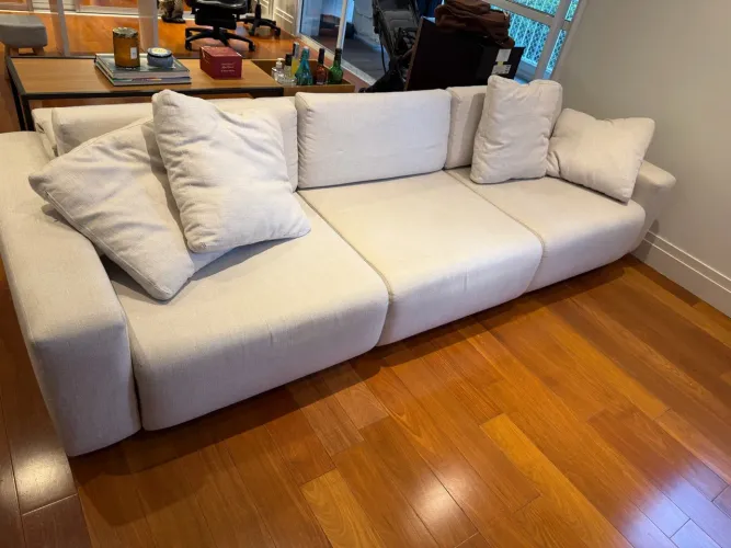 Sofa retrátil de 3 lugares (Largura 3,00m x Profundidade 1,20m - 3 módulos)