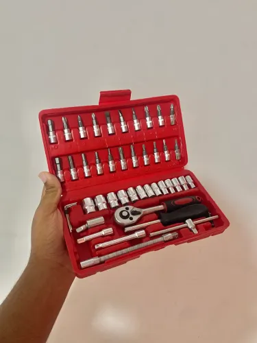 Kit de Ferramentas 46 Peças com Catraca e Soquetes - Novo ?