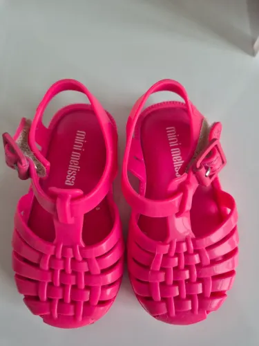 Mini Melissas