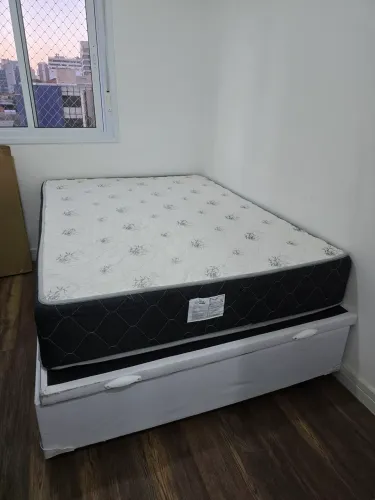 CAMA DE CASAL C/ BOX BAÚ - POUCO UTILIZADA