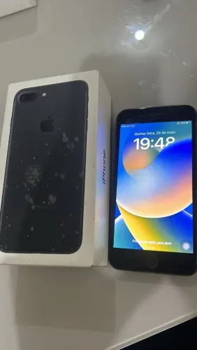 iPhone 8 Plus com caixa
