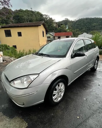 Peças focus Ghia 2.0 manual sucata rodas bancos cambio ford duratec