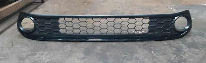 Grade inferior argo com moldura Black piano