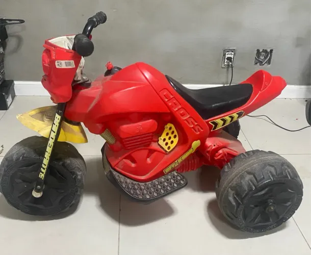 Moto elétrica bandeirantes