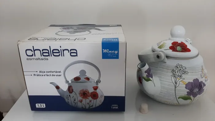 Chaleira decorafa esmaltada Wincy Casa 1.5L