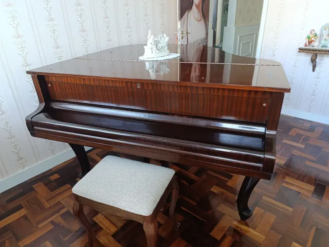 RARIDADE À VENDA - PIANO SCHIMMEL ALEMÃO <br>