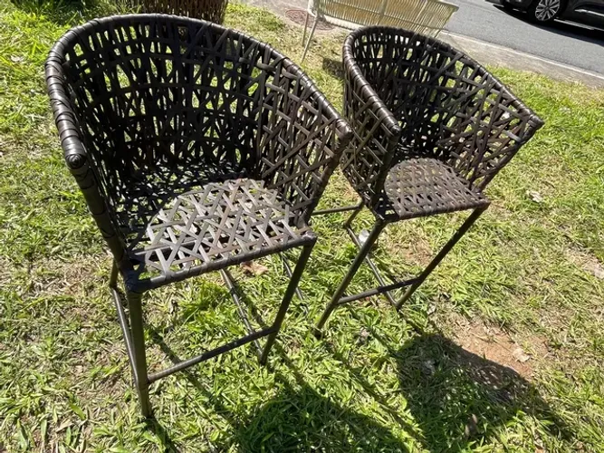 2 banquetas poltornas