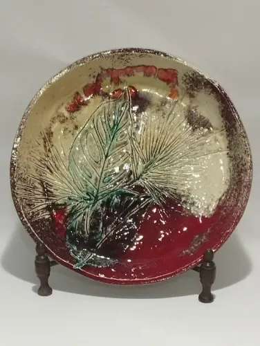 Travessa redonda porcelana vitrificada em alto relevo