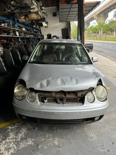 Sucata Vw Polo 1.6 8v Ea111 2004 / 2005 Disponível Para Venda De peças 