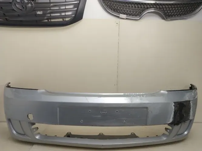 Para-choque dianteiro Meriva 2003/2011 original usado