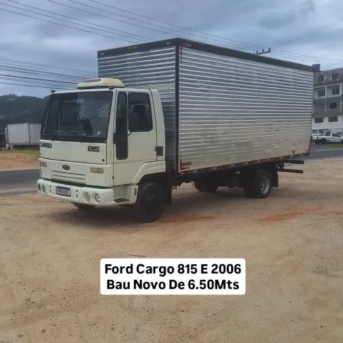 Ford Cargo 815E 2006 Bau de 6.50Mts