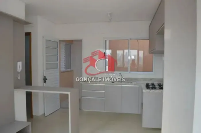 Excelente condomínio fechado na Vila Guilherme