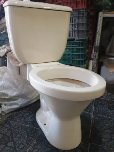 Vaso acoplado bege muito lindo borda larga