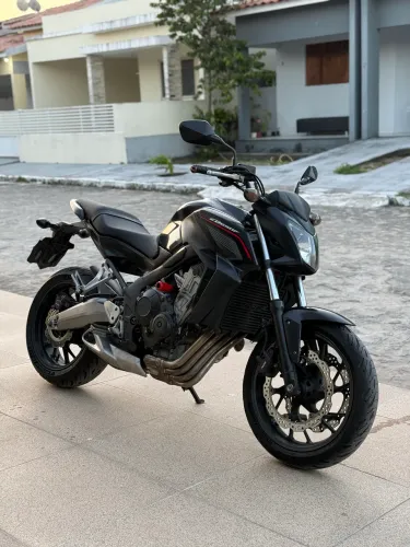 Honda CB 650F 4 cilindros