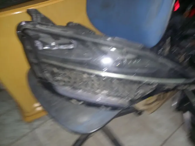 Farol byd sung Plus ( com detalhe na lente)