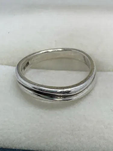 Anel de Prata 'Silver' - Elegância e Estilo! aro 16