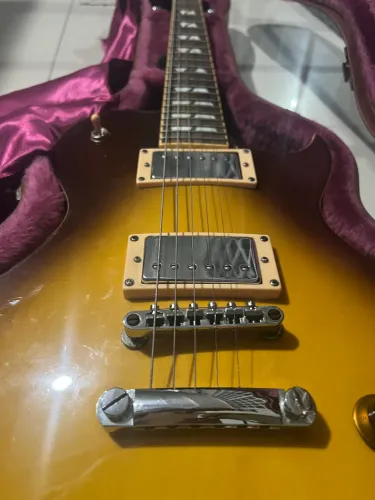 Guitarra lespaul sx com case