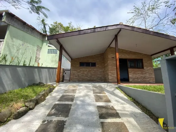 Casa à venda na praia das Toninhas