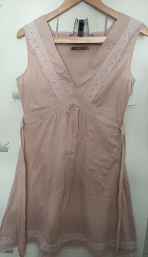 LUIGI BERTOLLI VESTIDO 100%ALGODAO COM LAISE TAM 40( VESTE ATE 42) 65,00<br>PÊSSEGO