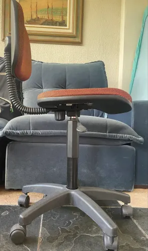 Cadeira giratória para escritório