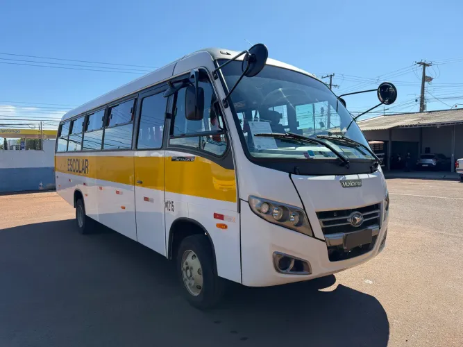 Ônibus Escolar Marcopolo Volare V 8 L 46 lugares