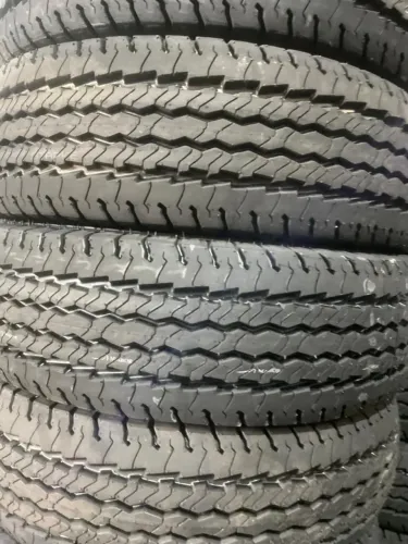 Troque hoje, viaje tranquilo amanhã, pneu remolde 185/60 R14