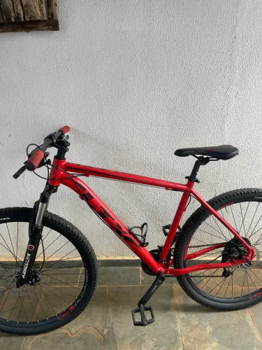 Bicicleta MTB Aro 29 GTX - Quadro 21 - Shimano Alivio e Freio Hidráulico
