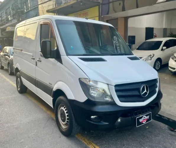 Mercedes-Benz Sprinter 415 Furgão Curto T.b. 2.2 Dies. 2018
