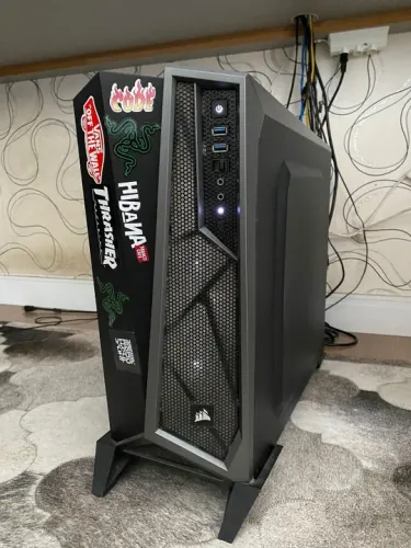 COMPUTADOR: I7 7700 + 1050ti + 32GB RAM