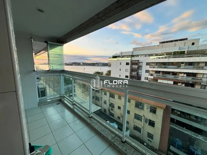 Apartamento com 3 dormitórios à venda, 98 m² por R$ 1.100.000,00 - Charitas - Niterói/RJ