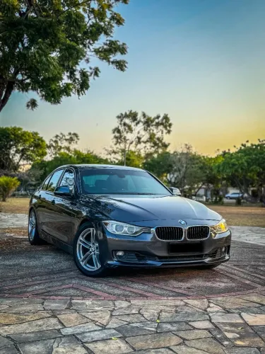 BMW 320I 2013 BLINDADA REPASSE OTIMO ESTADO