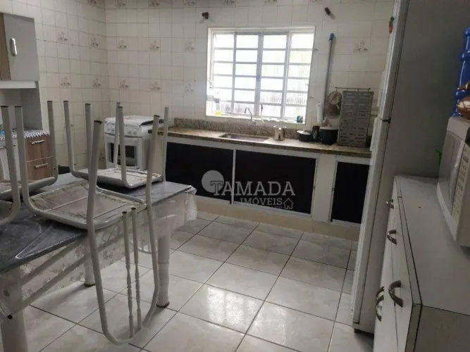 Chácara com área de lazer e localização privilegiada