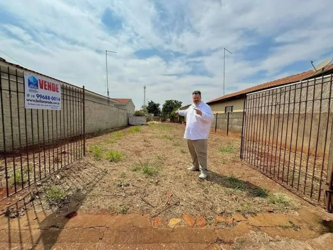 Terreno á venda em Engenheiro Coelho - Centro
