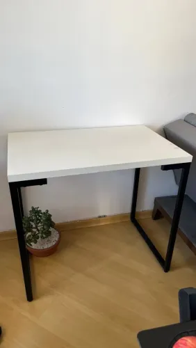 Escrivaninha industrial branca