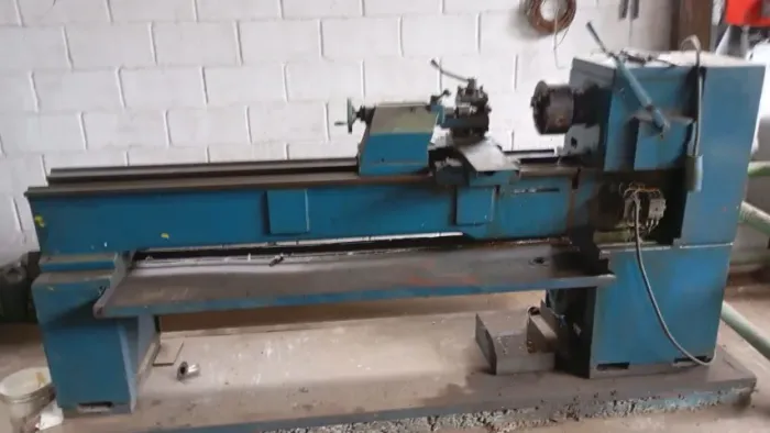 Vendo Torno Mecânico