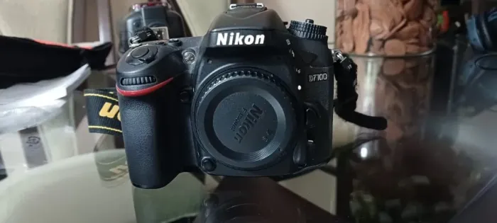 "Nikon" Equipamentos fotográficos usado