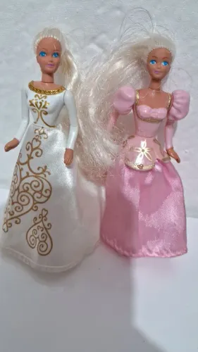 Bonecas Barbie em miniaturas