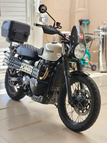 Triumph Street Scrambler 900 2020
