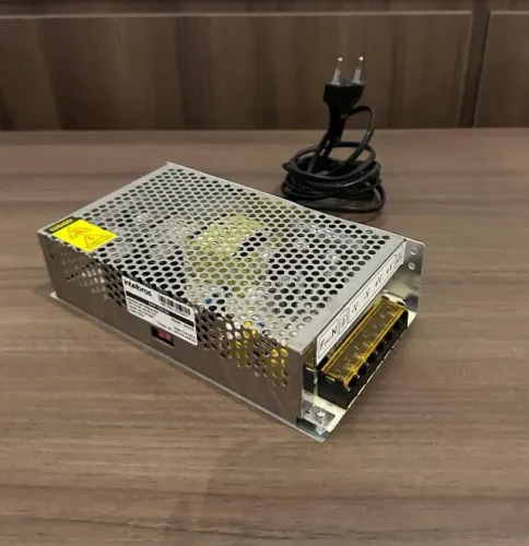 Fonte Chaveada Intelbras EFM 1220 G2 - 12V 20A Bivolt Original