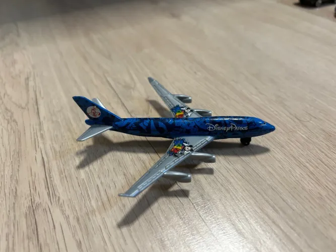 Miniatura de Avião Boeing 747-400 Disney Parks 2012