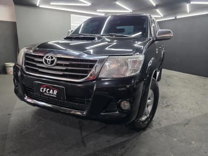 Toyota Hilux CD SRV D4-d 4X4 3.0 TDI Diesel AUT 2014