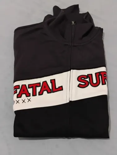 Casaco Fatal Surf Preto e Branco