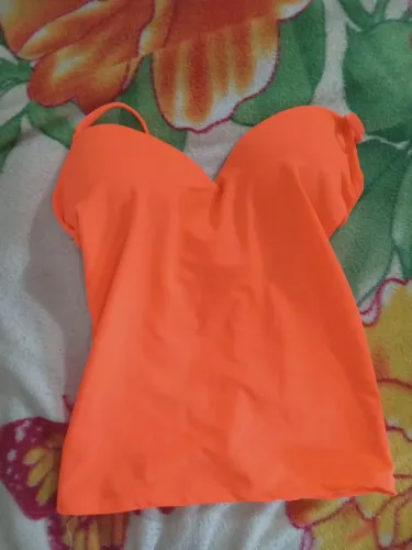 Blusa Laranja Vibrante