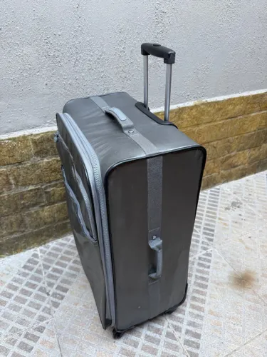 Mala de viagem kippling cinza grande 