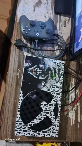 Vendo ou troco xbox series s por nintendo switch oled 