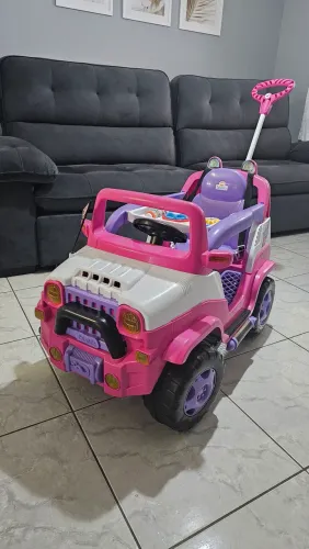Jeep infantil com pedal